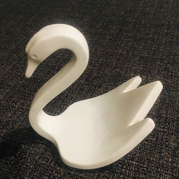 VINTAGE Midcentury MCM White Ceramic Swan Bathroom Hand Towel Holder 7"x7.5"x5" - Picture 4 of 10